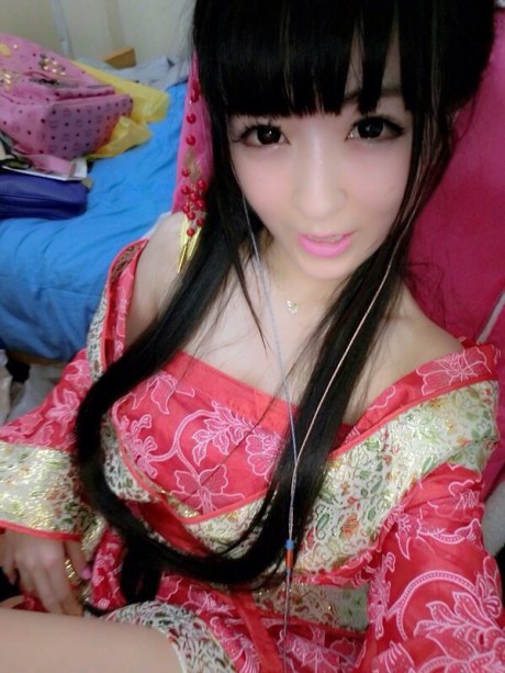 梦】推荐一yy美女,挺有名气的